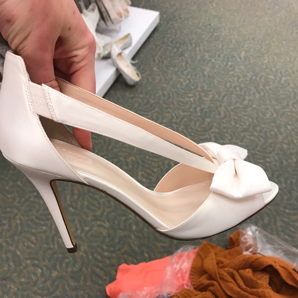David’s Bridal shoes